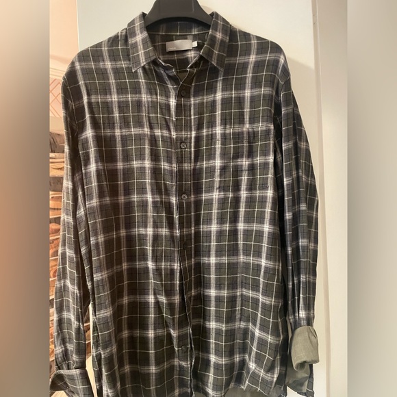 Vince soft flannel plaid button down - Picture 1 of 4